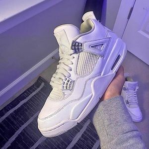 Jordan 4 Pure Money - Size 10